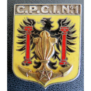 CPCI N° 1 : insigne métallique du centre perfectionnement cadres infanterie N° 1 fabrication Drago G. 1670