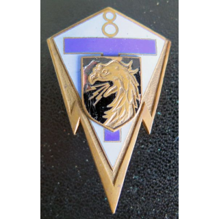 8° RT : insigne métallique du 8° régiment de transmissions en émail de fabrication Aremail