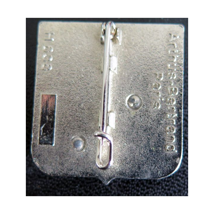 18° RT : 18° régiment de transmissions de fabrication Arthus Bertrand H. 638 en relief vert translucide