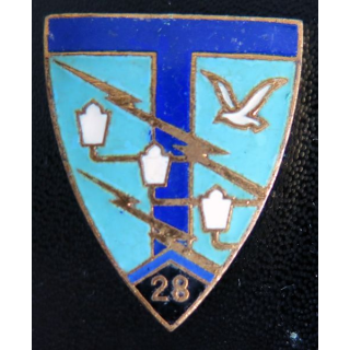 18° RT : 18° régiment de transmissions de fabrication Arthus Bertrand H. 638 en relief vert translucide