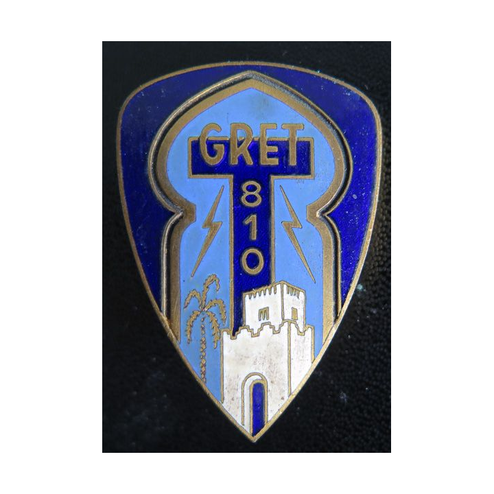810° GRET : insigne métallique du 810° groupe régional d'exploitation des transmissions de fabrication Drago G. 1103 en émail