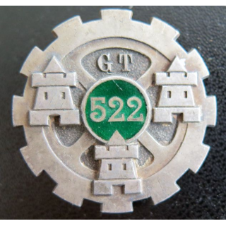 522° GT : insigne métallique du 522° groupe de transport de fabrication Drago Béranger H. 610 en émail