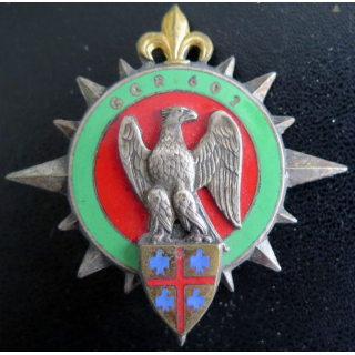 602 GCR : Insigne métallique du 602° groupe de circulation routière de Montlhéry de fabrication Drago G. 2366 en relief