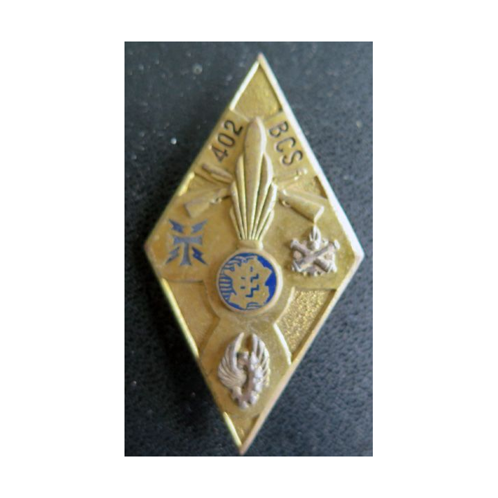 402° BCS : Insigne métallique du 402° bataillon de commandement et des services de fabrication Drago Paris G. 2310 en émail