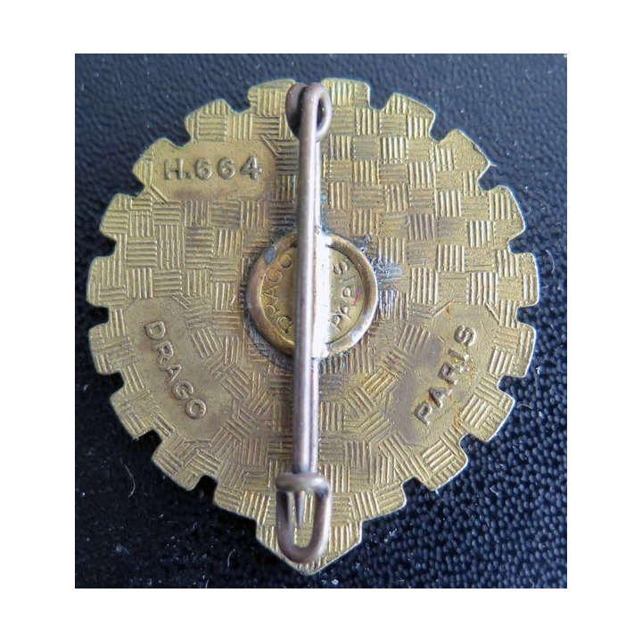 4° CRT : Insigne métallique de la 4° compagnie régionale du train de fabrication Drago Paris H. 664 en émail