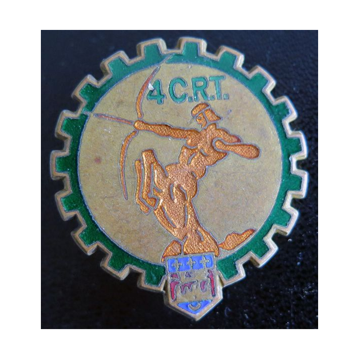 4° CRT : Insigne métallique de la 4° compagnie régionale du train de fabrication Drago Paris H. 664 en émail