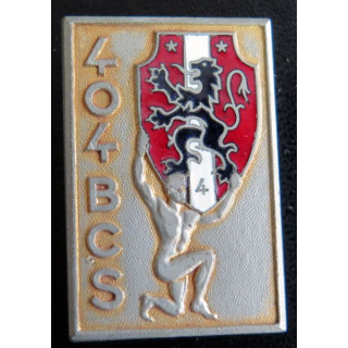 404° BCS : Insigne métallique du 404° bataillon de commandement et des services de fabrication A.B G. 2305