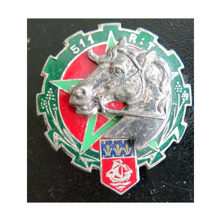 511° RT : insigne métallique du 511° régiment du train de fabrication Drago Paris G. 2631 en relief vert foncé