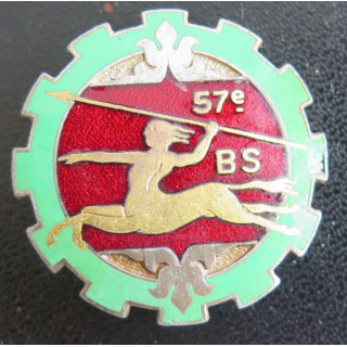 57° BS : Insigne métallique du 57° Bataillon des Services fabrication Drago Paris G. 1225 en émail