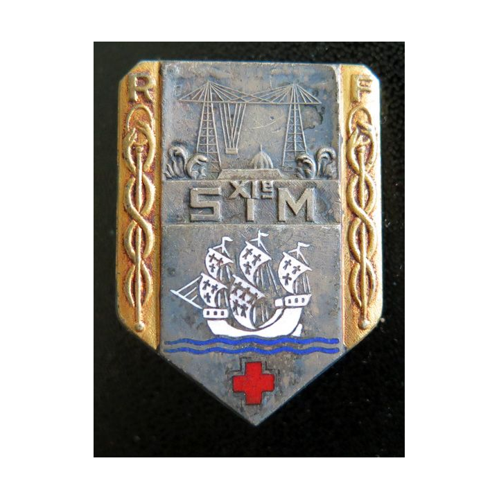 X1° SIM : X1° section d'infirmiers militaires de fabrication Drago Béranger en émail