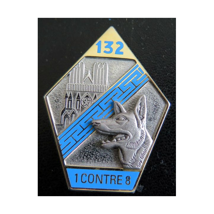 132° GCAT : 132° groupe cynophile Armée de Terre 1 contre 8 Boussemart G. 2556 