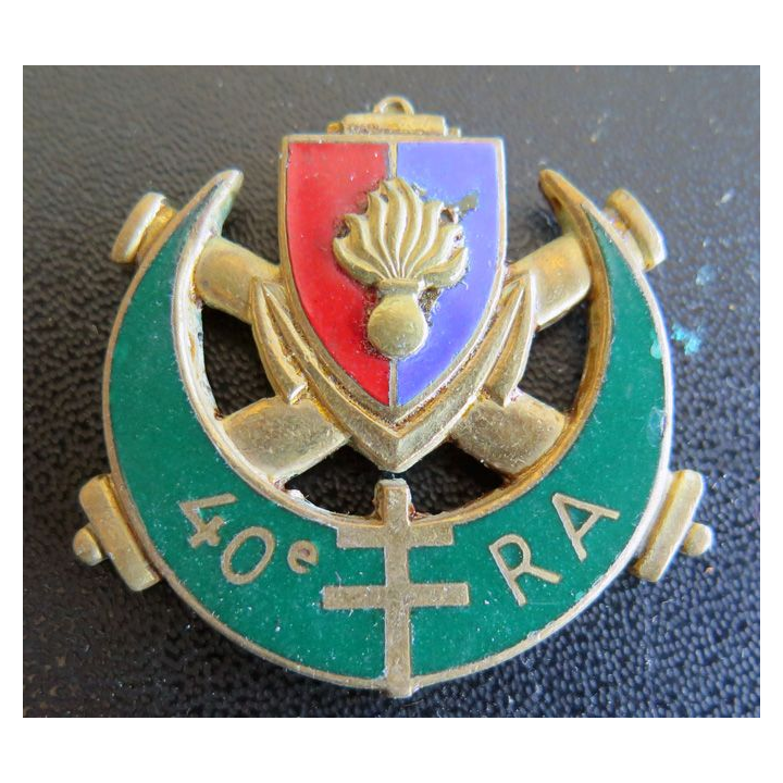 40° RA : 40° régiment d'artillerie de fabrication Drago G. 953 en émail sans attache