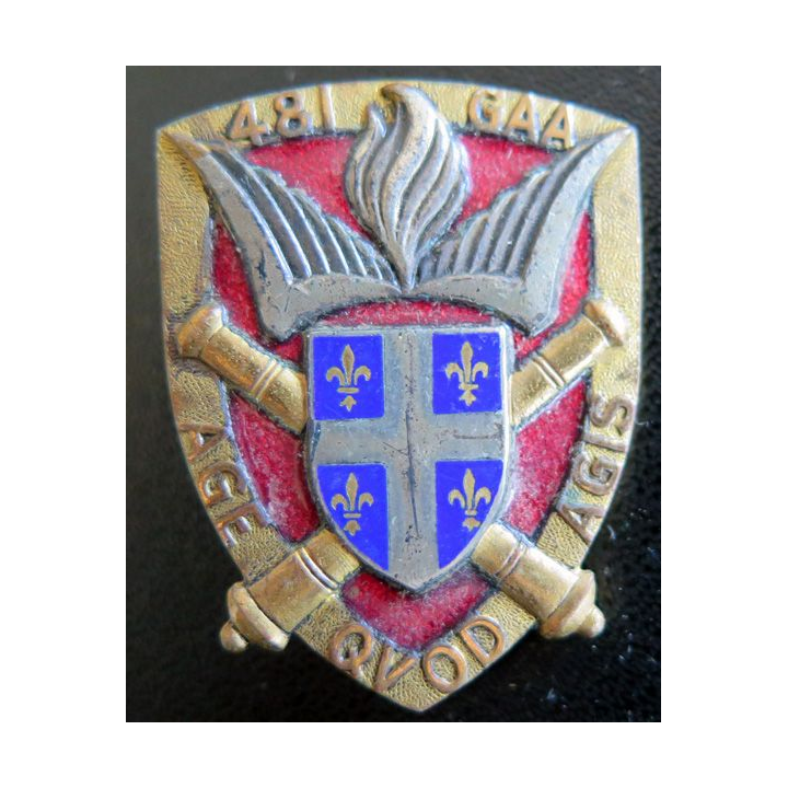 481° GAA : insigne métallique du 481° groupe d'artillerie antiaérienne de fabrication Drago Olivier Métra H. 759 en émail