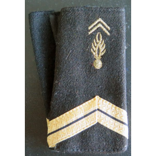 Paire de fourreau d'épaule de gendarme de la gendarmerie mobile