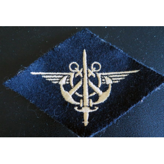 insigne tissu de spécialité de l'administration centrale de la marine en fils tissus dorés