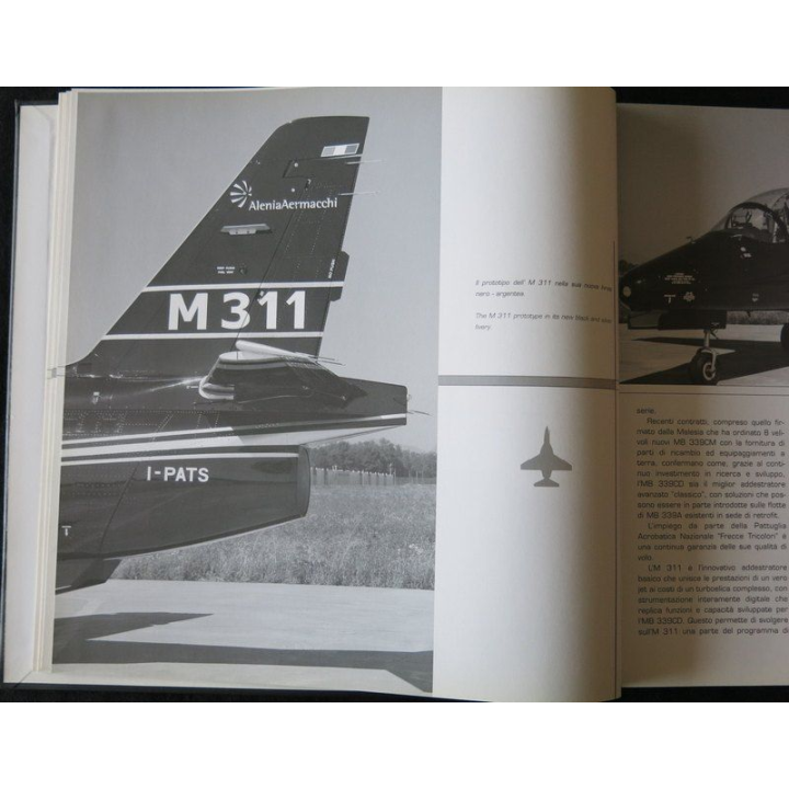 The tradition of innovation Aeromacchi Worldwide 1913-2007 de Gianni Cattaneo