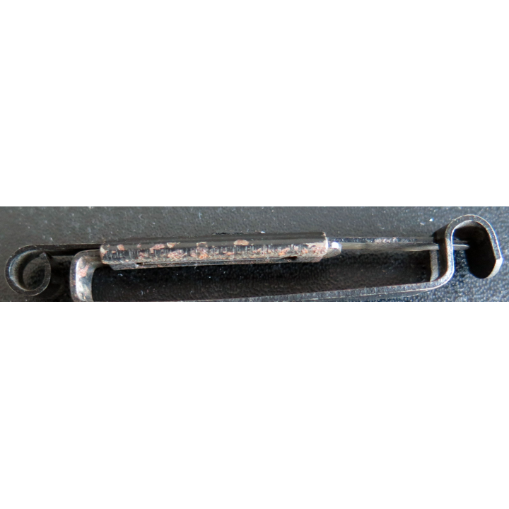 crochet attache métallique très résistant militaria