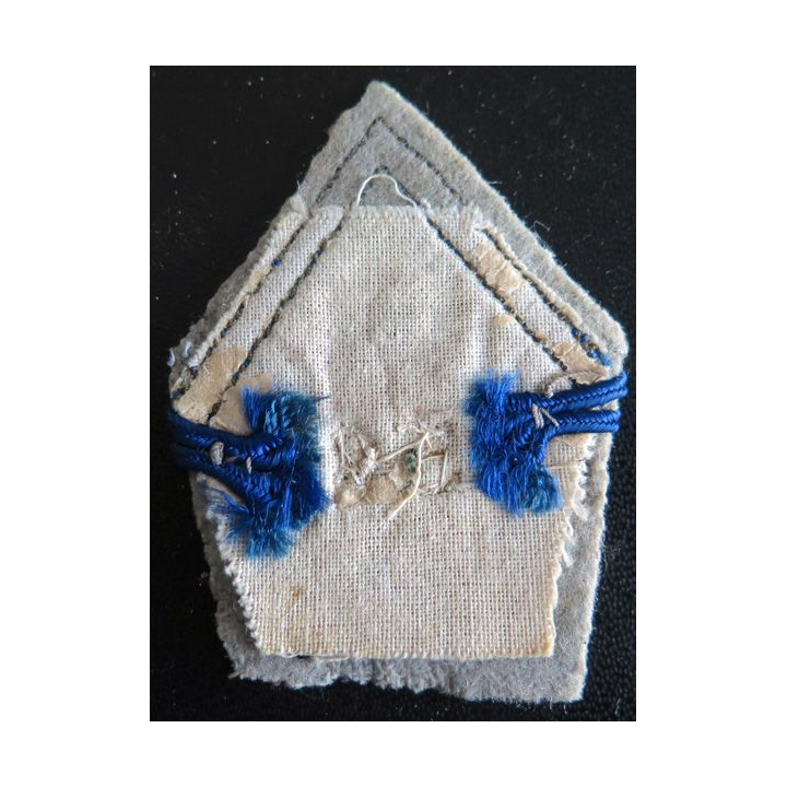 SOUTACHE : insigne de col de la 56° compagnie légère de réparation du matériel en cannetille