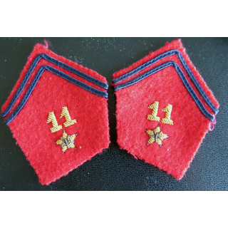 SOUTACHE : paire d'insigne de col du 11° Régiment d'Artillerie en cannetille