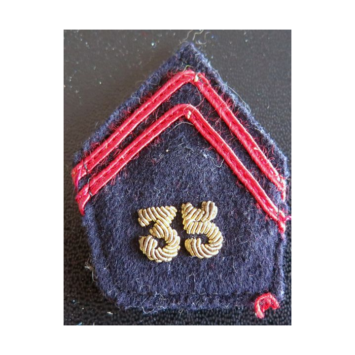 soutache (insigne de col) du 35° régiment d'infanterie en cannetille