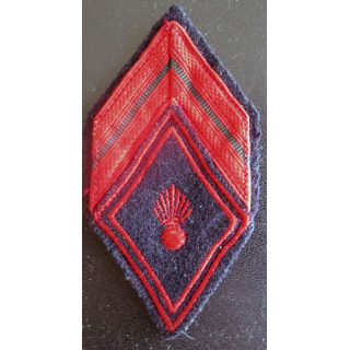 LOSANGE DE BRAS MODÈLE 45 :  caporal d'infanterie