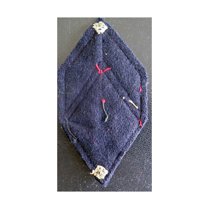LOSANGE DE BRAS MODÈLE 45 :  caporal d'infanterie