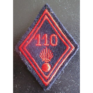 LOSANGE DE BRAS MODÈLE 45 :  110° Régiment d'infanterie troupe