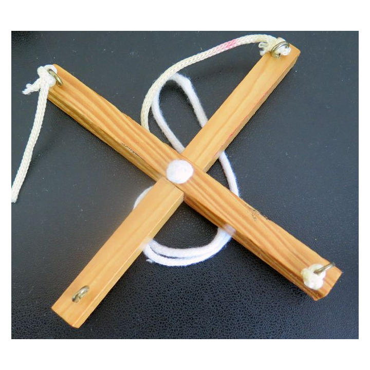 Marionnette de Pinocchio 22 cm de haut en bois et tissu