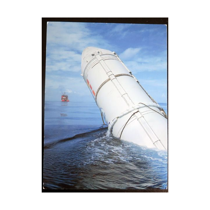 Carte Postale de la récupération EAP V 182 au large de Kourou