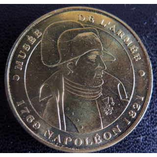 Médaille souvenir en métal doré du Musée de l'Armée Napoléon 1769 1821 diamètre 3,4 cm