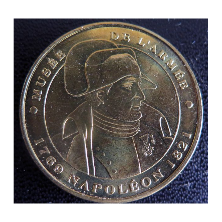 Médaille souvenir en métal doré du Musée de l'Armée Napoléon 1769 1821 diamètre 3,4 cm