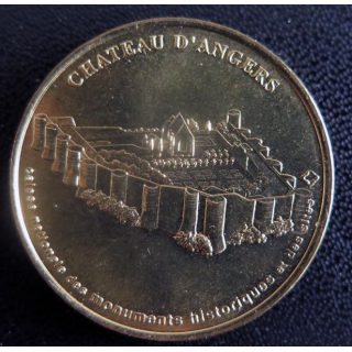 Médaille souvenir en métal doré du Château d'Angers diamètre 3,4 cm