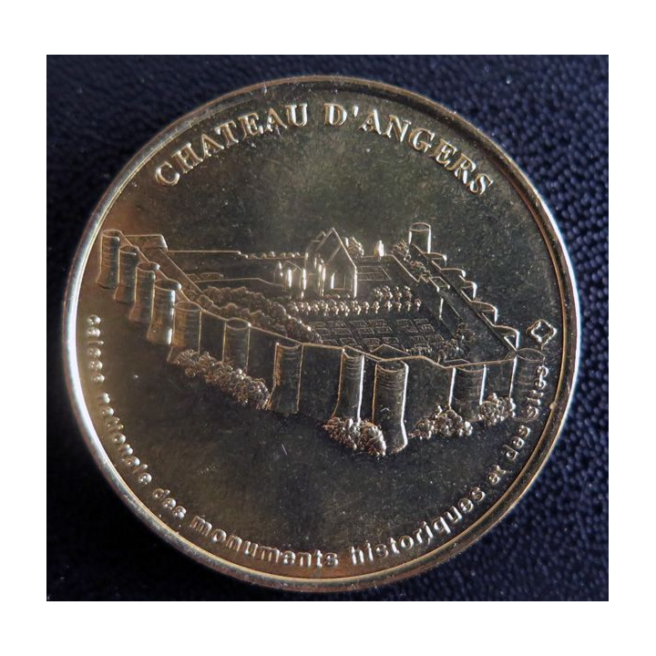 Médaille souvenir en métal doré du Château d'Angers diamètre 3,4 cm