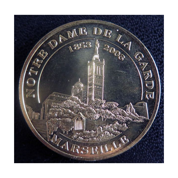 Médaille souvenir en métal doré de Notre Dame de la Garde Marseille diamètre 3,4 cm