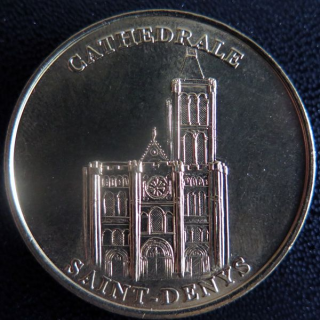 Médaille souvenir en métal doré de la Cathédrale Saint Denys diamètre 3,4 cm