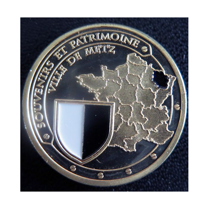 Médaille souvenir en métal doré de la Cathédrale Saint Etienne Metz diamètre 3 cm