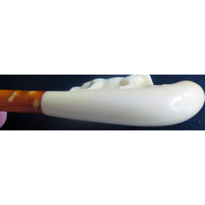 Pipe sculptée avec chevaux en écume et ambre véritables 8,5 x 3,5 cm