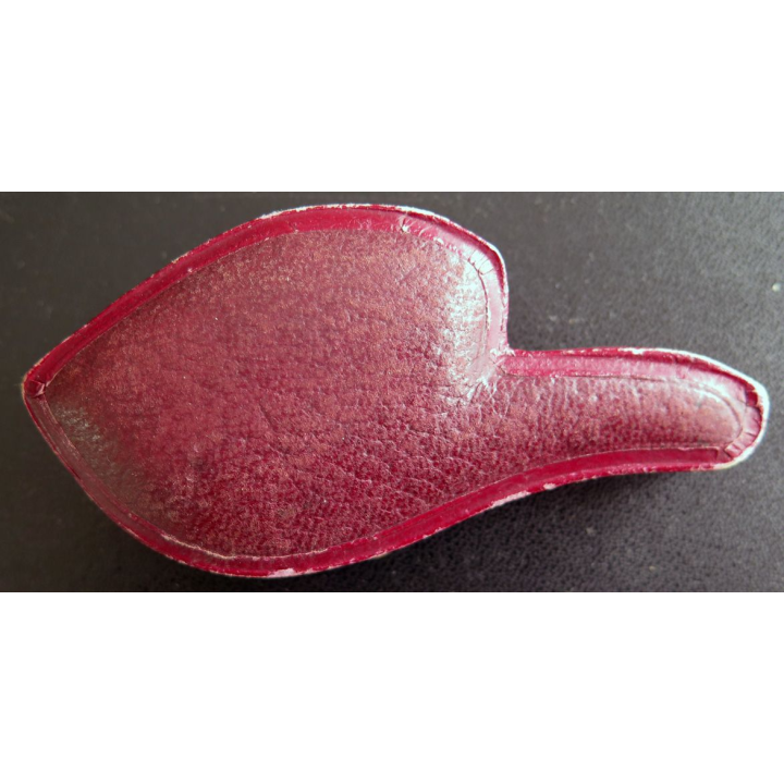 Pipe sculptée avec chevaux en écume et ambre véritables 8,5 x 3,5 cm