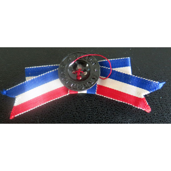 Boutonnière noeud avec rubans bleu blanc et rouge