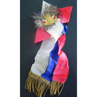 Insigne de la République Française en laiton avec rubans bleu blanc et rouge