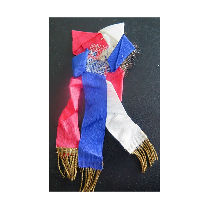 Insigne de la République Française en laiton avec rubans bleu blanc et rouge