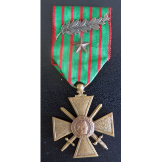 FRANCE : Croix de guerre 1914-1918 avec deux citations ( 1 palme et 1 étoile de bronze)