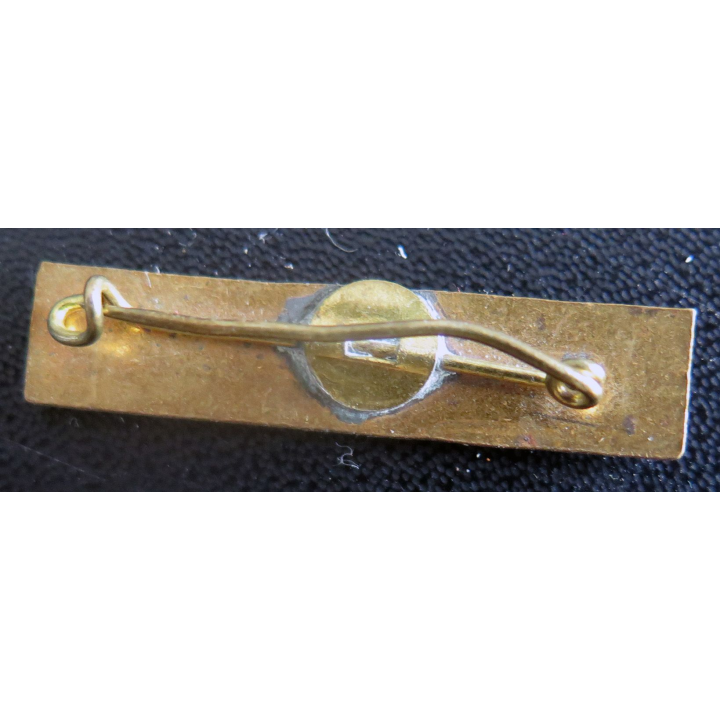 barrette émaillée de Présidente de comité de la croix rouge française