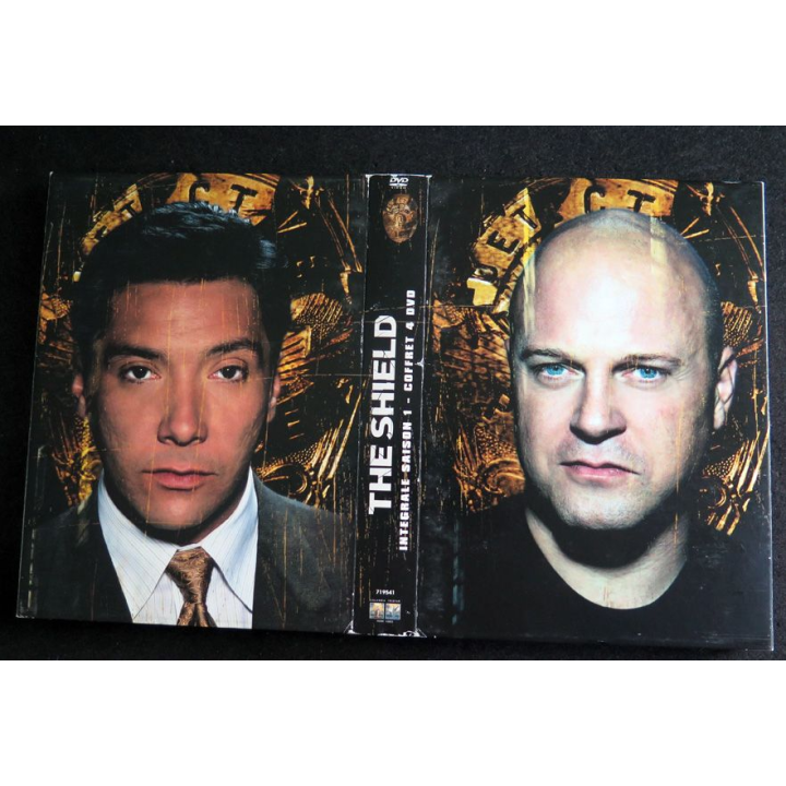 DVD :  4 DVD de la saison 1 intégrale The Shield