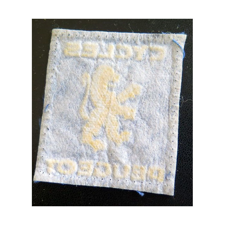 Vieil insigne tissu des cycles peugeot §,5 x 7,3 cm 