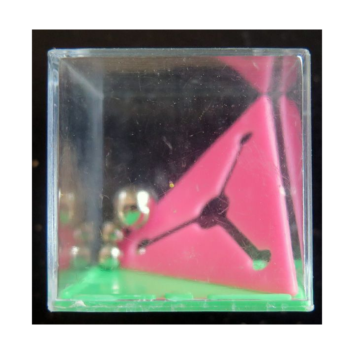 jeu d'adresse 4 dans cube plastique 4 x 4 x 4 cm