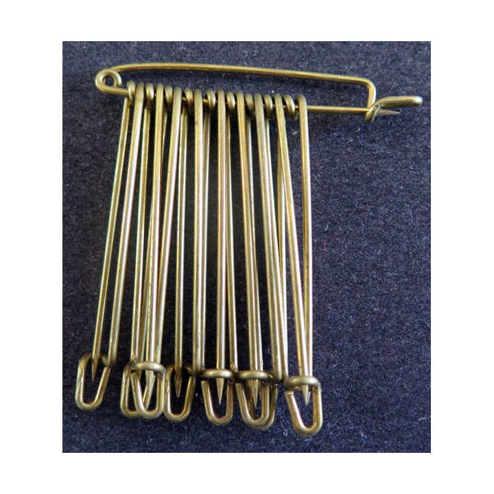 MILITARIA : lot de 10 épingles en laiton de dimensions 5,5 cm