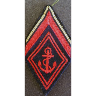 LOSANGE DE BRAS MODÈLE 45 :  1° classe ADL des troupes de marine