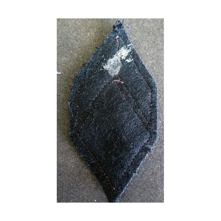 LOSANGE DE BRAS MODÈLE 45 :  Caporal du 43° régiment d'infanterie