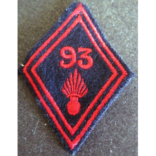 LOSANGE DE BRAS MODÈLE 45 :  troupe du 93° régiment d'infanterie